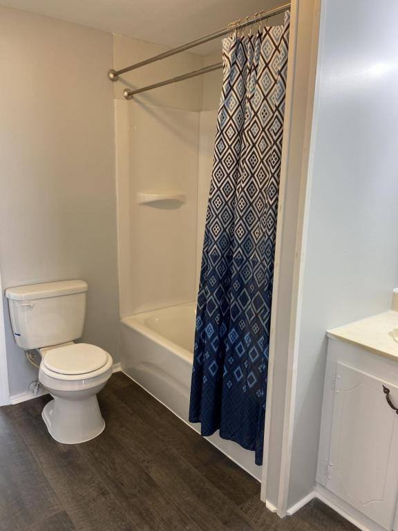 House for rent at 112 W Walnut St, Coweta, OK 74429
