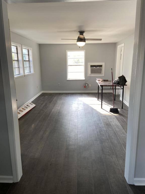House for rent at 112 W Walnut St, Coweta, OK 74429