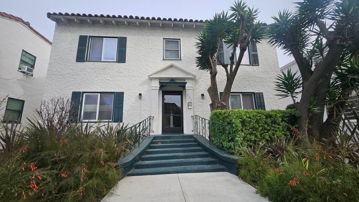 Apartment for rent at 228 S Tower Dr #103, Beverly Hills, CA 90211