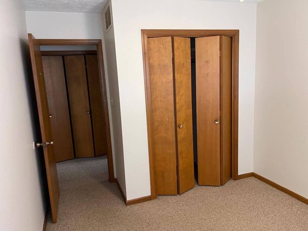 Apartment for rent at 926 Timber Lane, Wooster, OH 44691