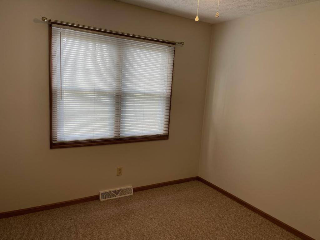 Apartment for rent at 926 Timber Lane, Wooster, OH 44691