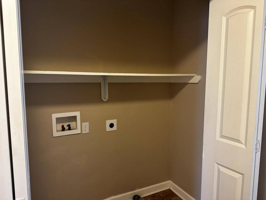 Apartment for rent at 129 Enterprise, Hot Springs National Park, AR 71913