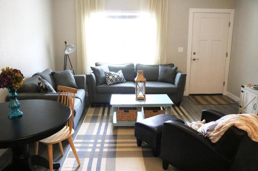 Townhouse for rent at 8 Reserve Court, Garner, IA 50438