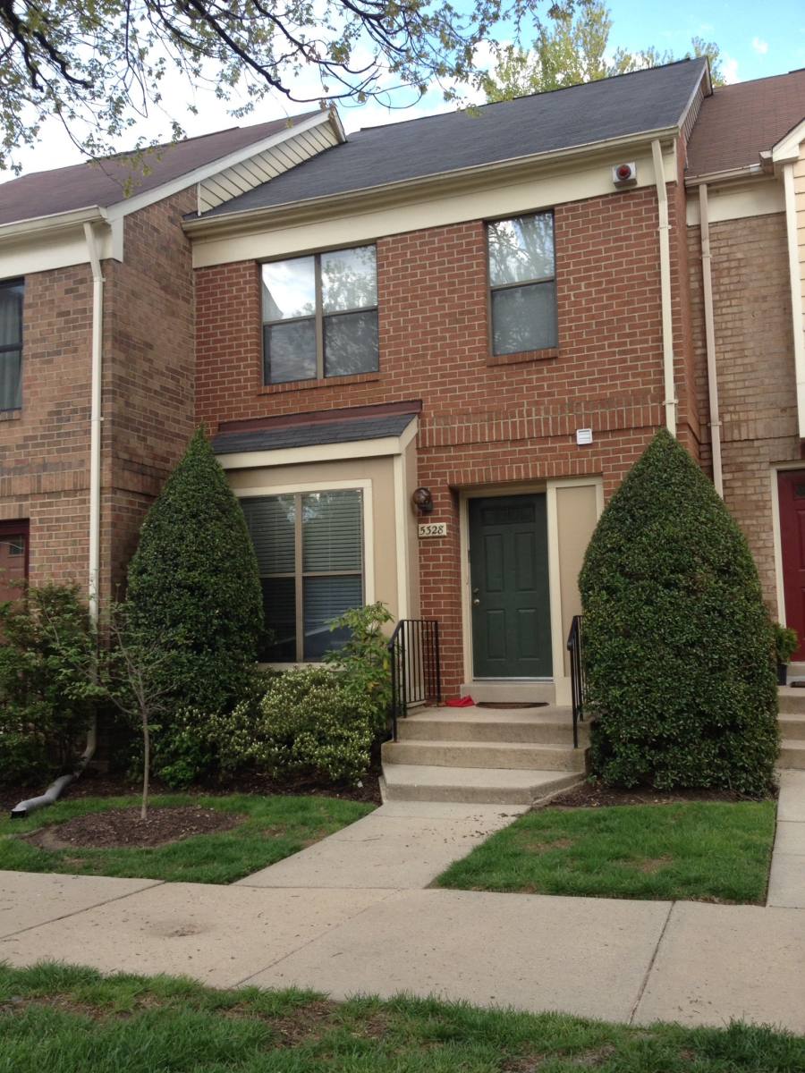 Townhouse for rent at 5328 King Charles Way, Bethesda, MD 20814