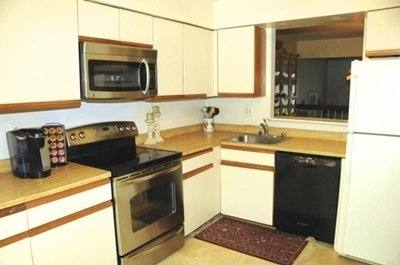 Townhouse for rent at 5328 King Charles Way, Bethesda, MD 20814