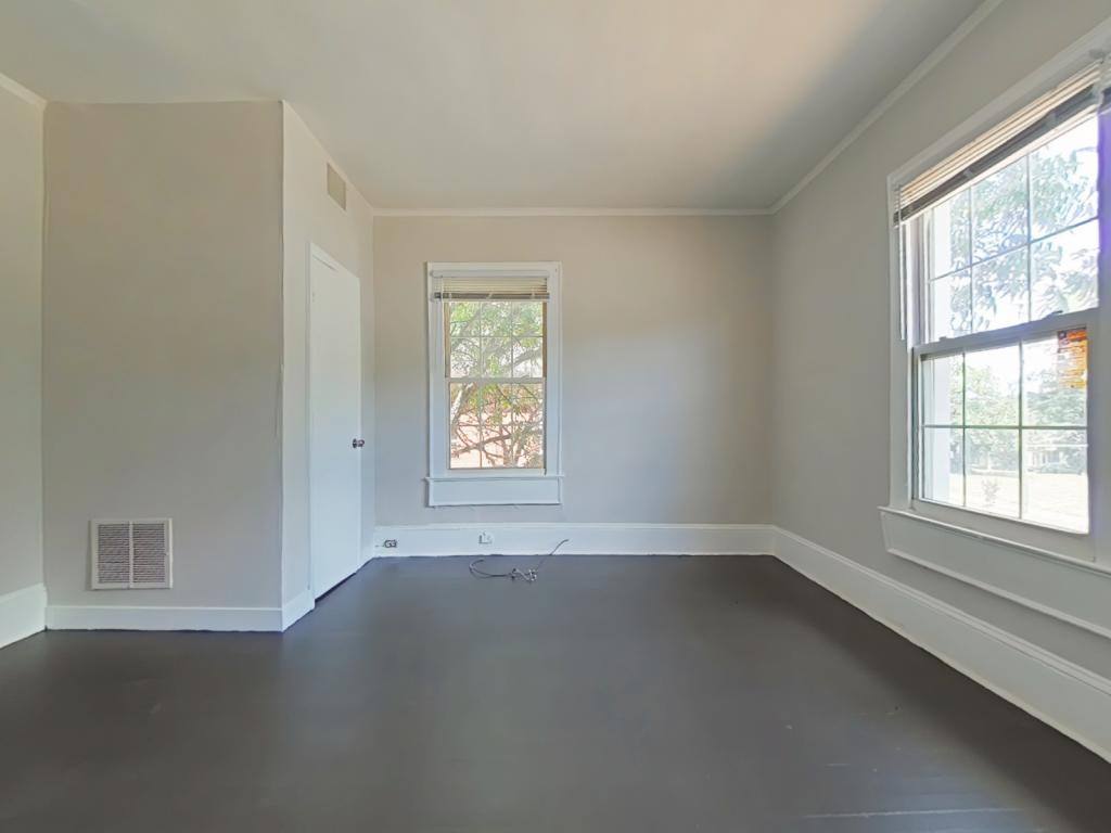 House for rent at 224 N Dunleith Ave, Winston Salem, NC 27101