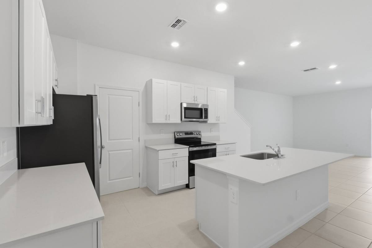Townhouse for rent at 13420 Noble Garnet Lane, Parrish, FL 34219