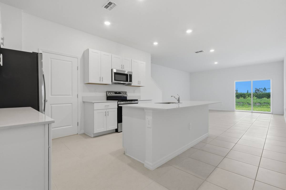 Townhouse for rent at 13420 Noble Garnet Lane, Parrish, FL 34219