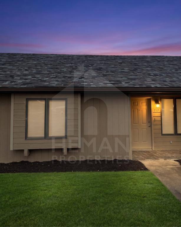 House for rent at 717 7th St, Monett, MO 65708