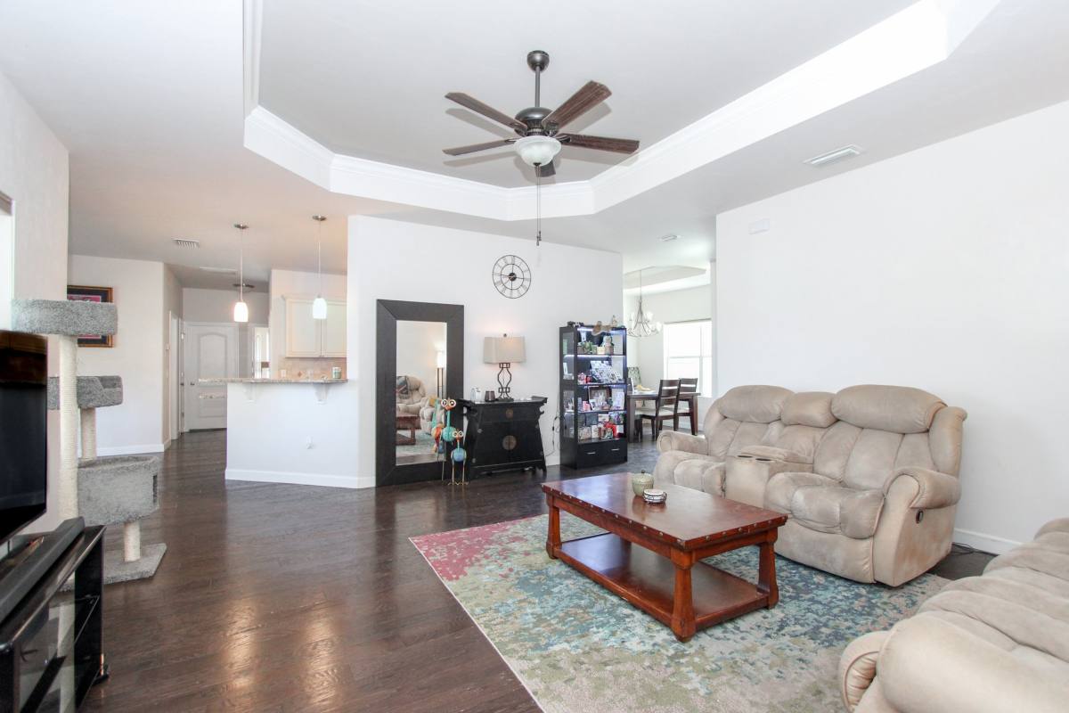 House for rent at 989 NW 231st Way, Newberry, FL 32669