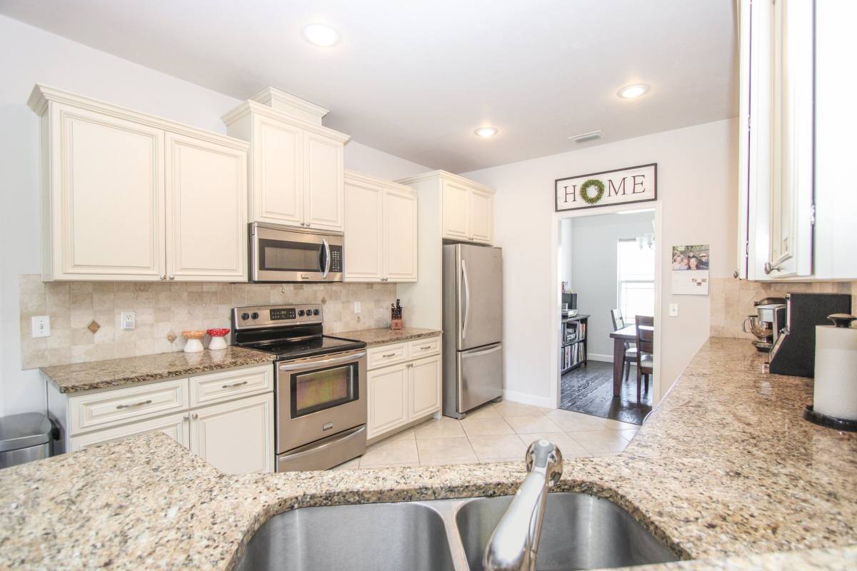 House for rent at 989 NW 231st Way, Newberry, FL 32669