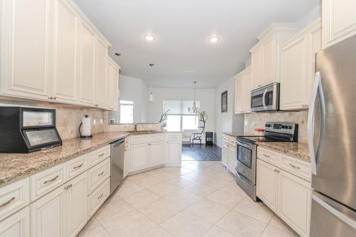 House for rent at 989 NW 231st Way, Newberry, FL 32669
