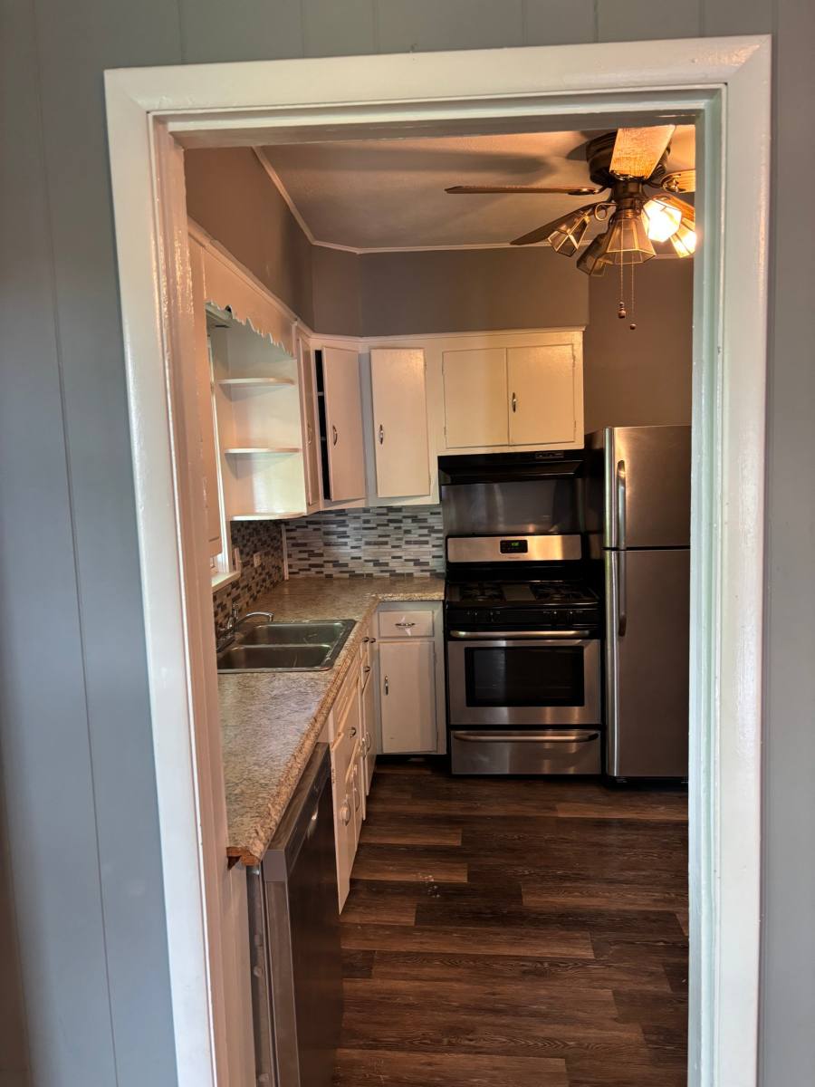 Apartment for rent at 405 Willis Ave #PADDY'S Flat, Syracuse, NY 13204