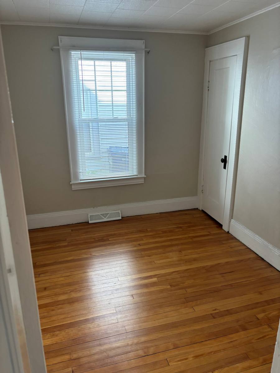 Apartment for rent at 405 Willis Ave #PADDY'S Flat, Syracuse, NY 13204