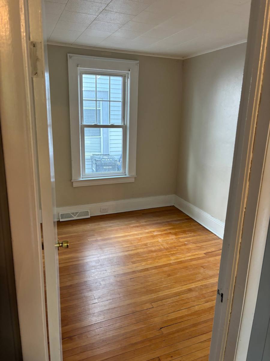 Apartment for rent at 405 Willis Ave #PADDY'S Flat, Syracuse, NY 13204