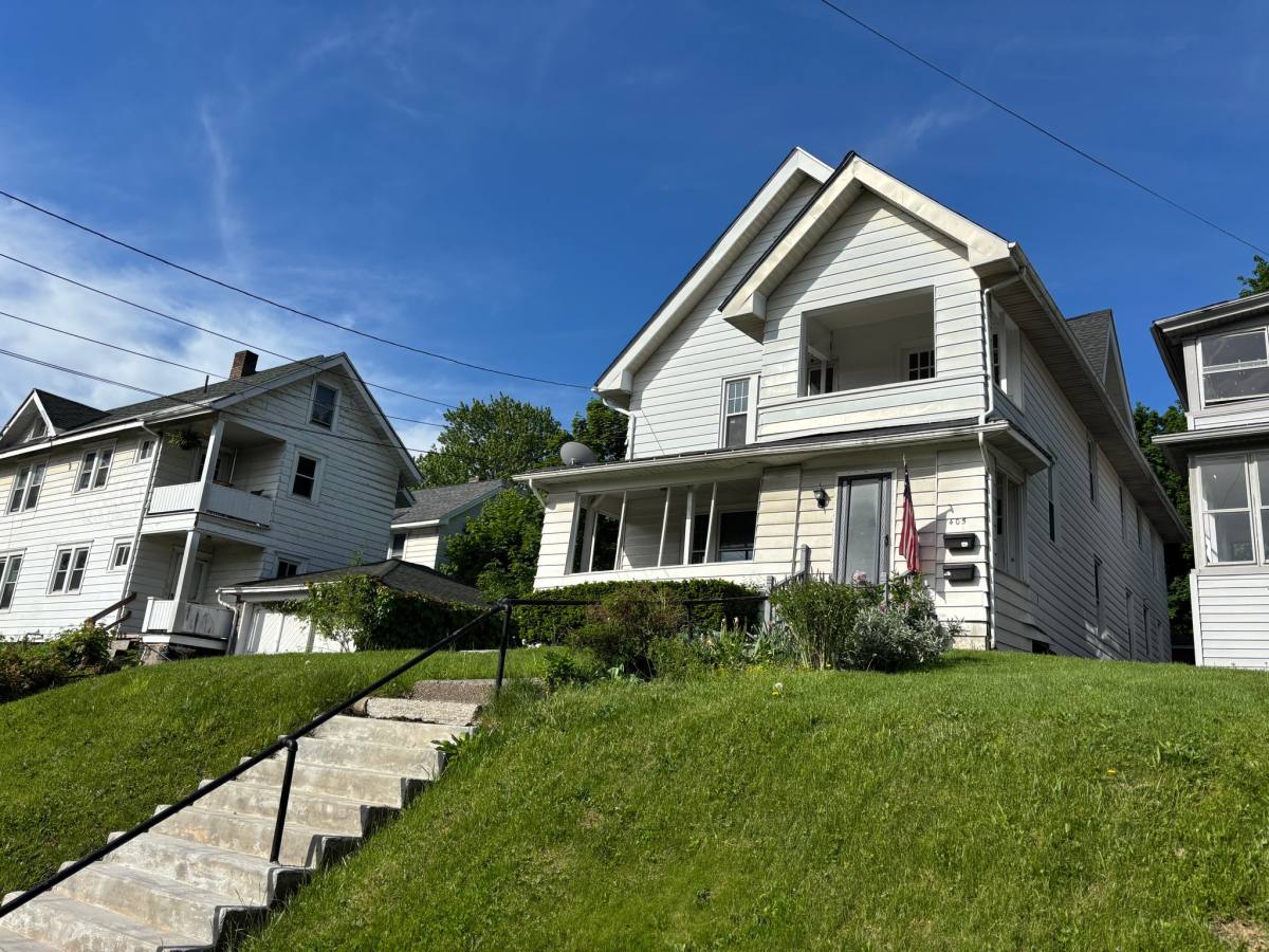 Apartment for rent at 405 Willis Ave #PADDY'S Flat, Syracuse, NY 13204