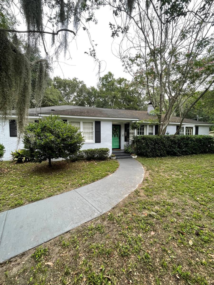 House for rent at 24 Pine Dr, Savannah, GA 31405