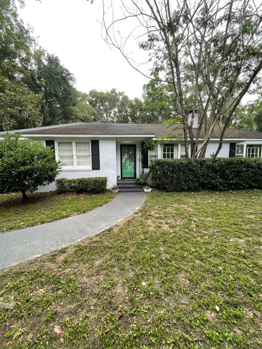 House for rent at 24 Pine Dr, Savannah, GA 31405