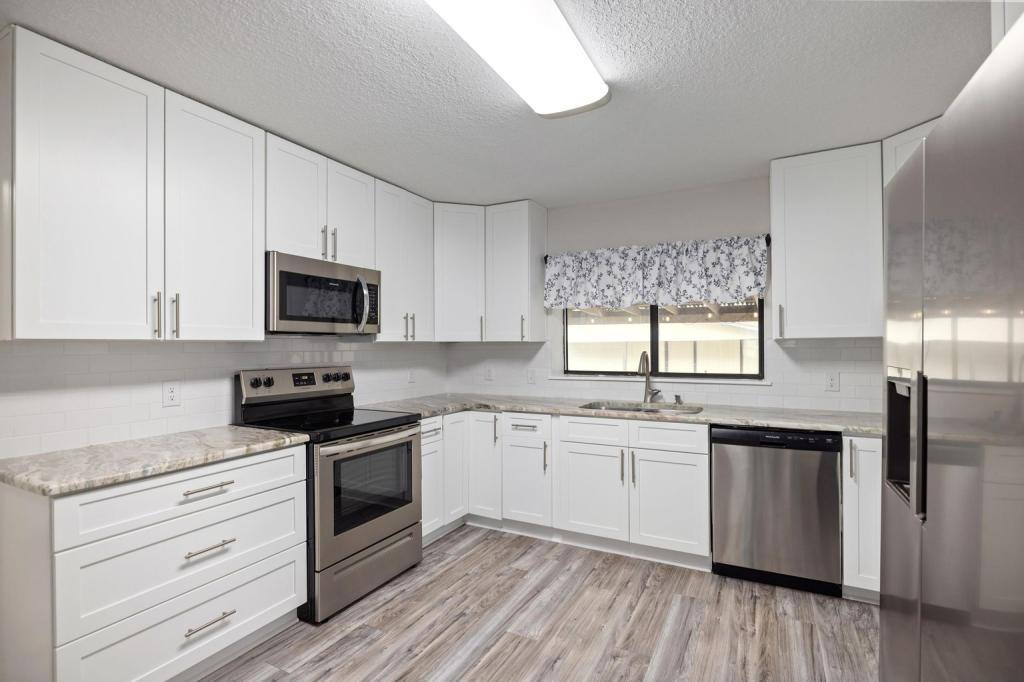 House for rent at 236 Chicago Ave, Valparaiso, FL 32580