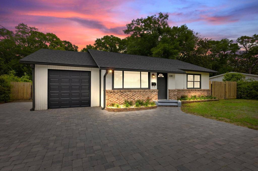 House for rent at 236 Chicago Ave, Valparaiso, FL 32580
