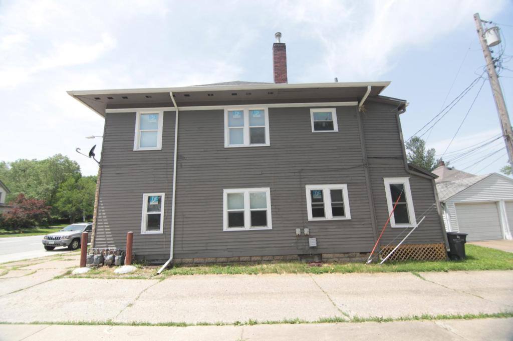 House for rent at 3907 7th Ave #6120, Rock Island, IL 61201