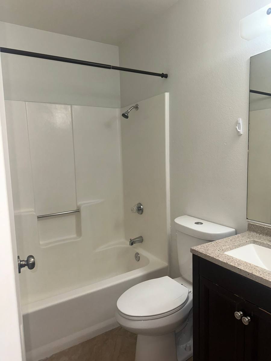 Apartment for rent at 13576 Algonquin Rd #2, Apple Valley, CA 92308