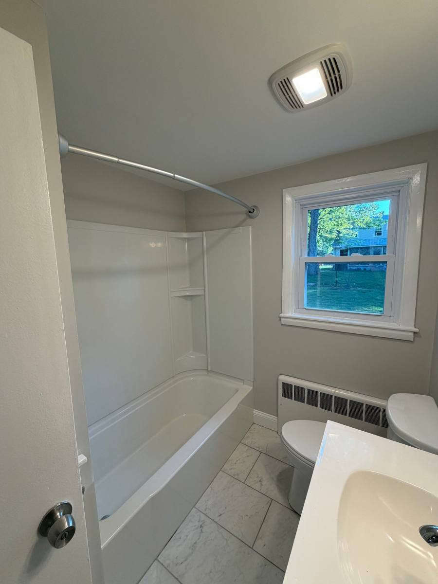 Apartment for rent at 135 Park View Ave #A, Warwick, RI 02888