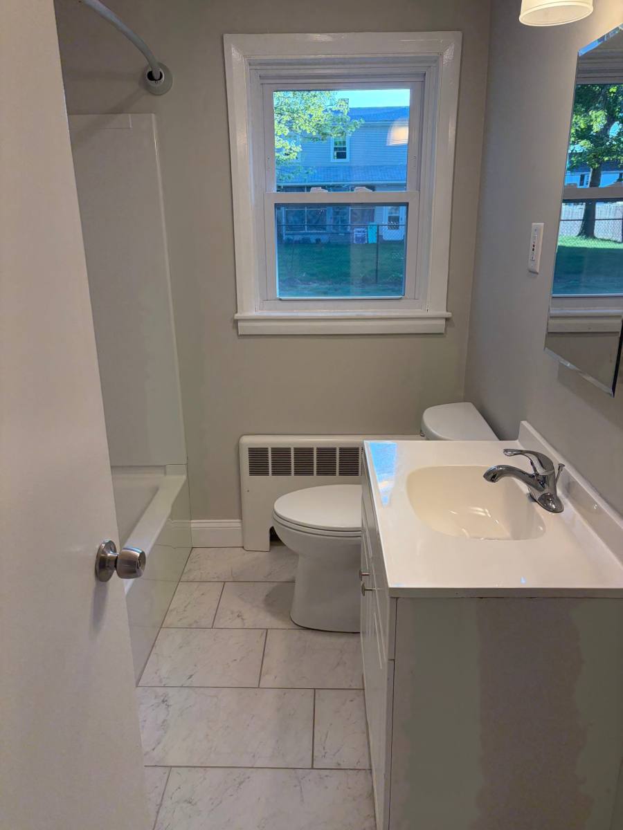 Apartment for rent at 135 Park View Ave #A, Warwick, RI 02888