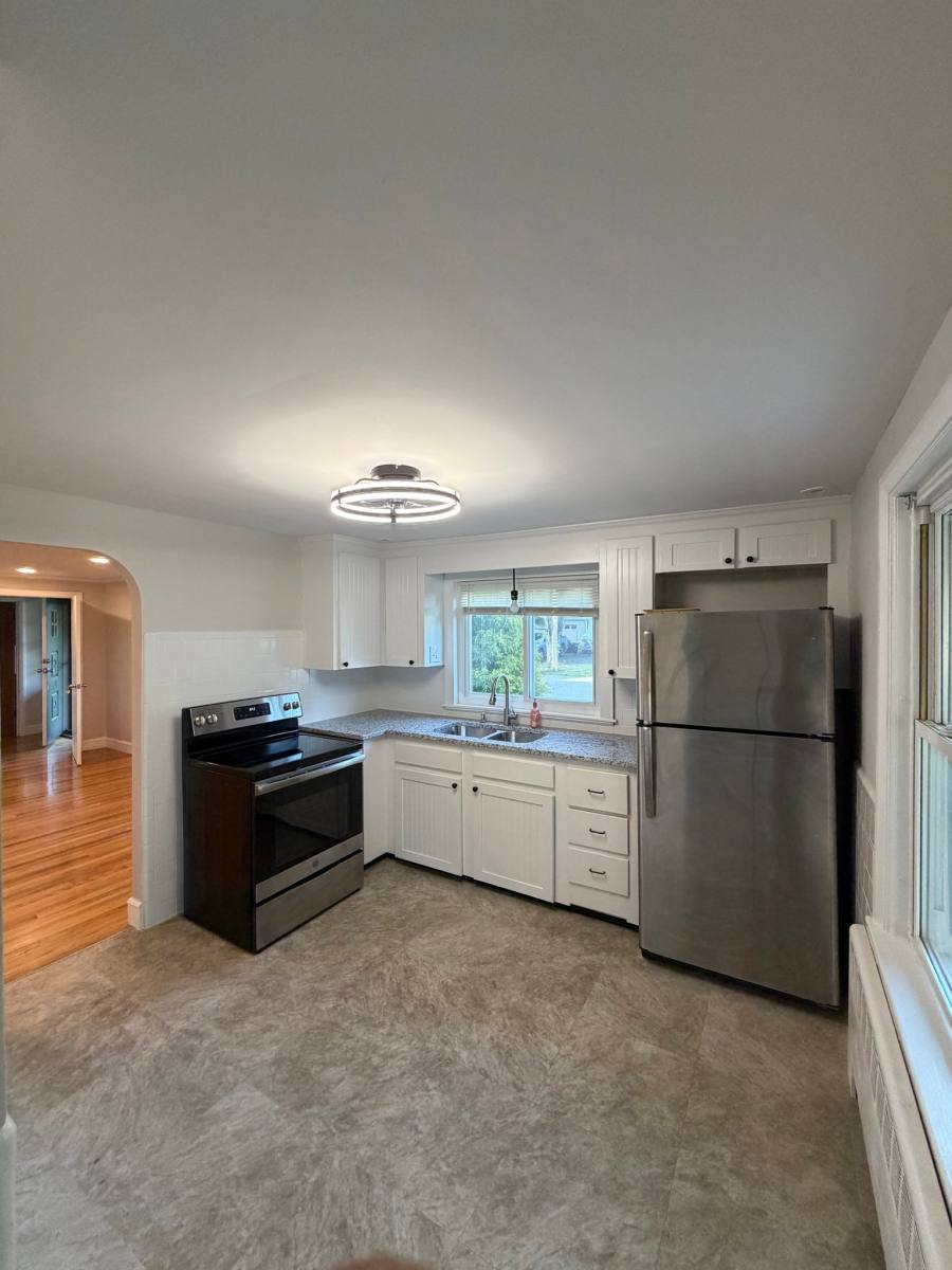 Apartment for rent at 135 Park View Ave #A, Warwick, RI 02888
