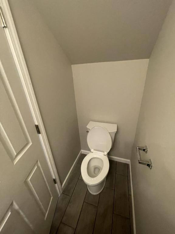 Townhouse for rent at 318 11th St SE #3, Bandon, OR 97411