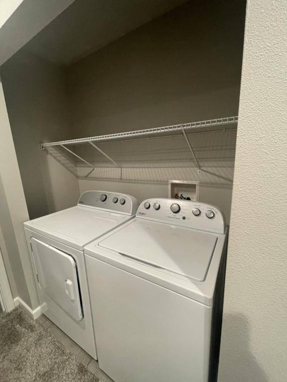 Townhouse for rent at 318 11th St SE #3, Bandon, OR 97411
