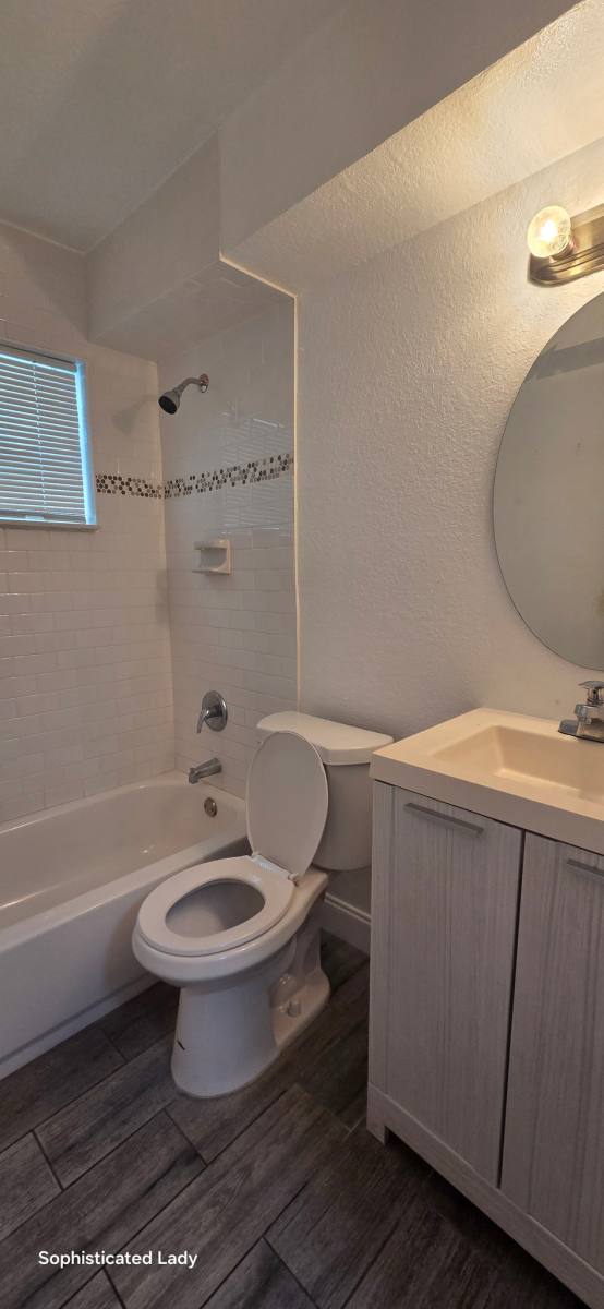 Apartment for rent at 633 11th St #2, West Palm Beach, FL 33401