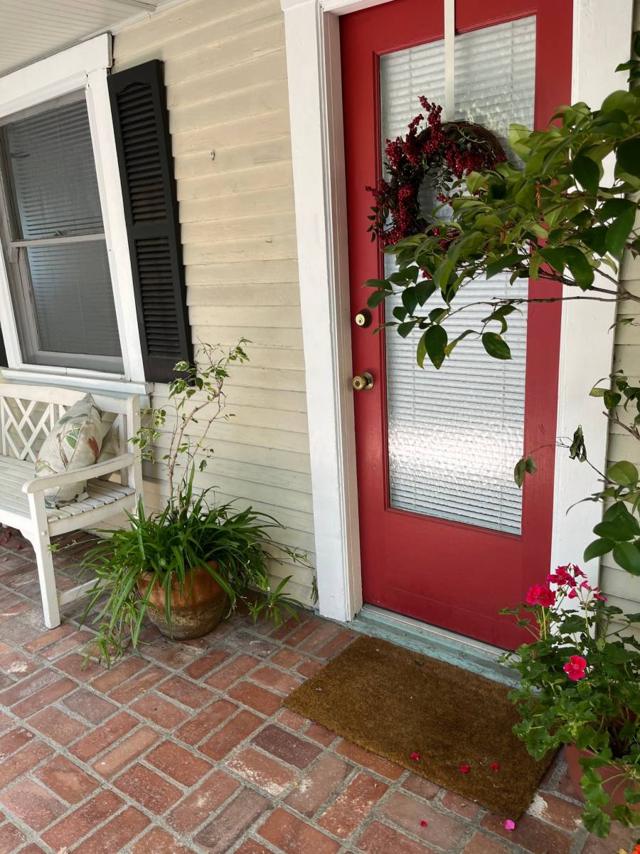 House for rent at 1215 Orange Grove Ave, Glendale, CA 91205