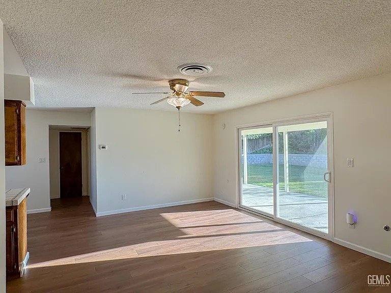 House for rent at 2705 Parkfield Court, Bakersfield, CA 93306