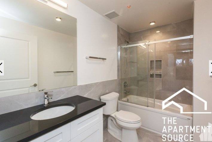 Apartment for rent at 927 W Irving Park Rd #2, Chicago, IL 60613