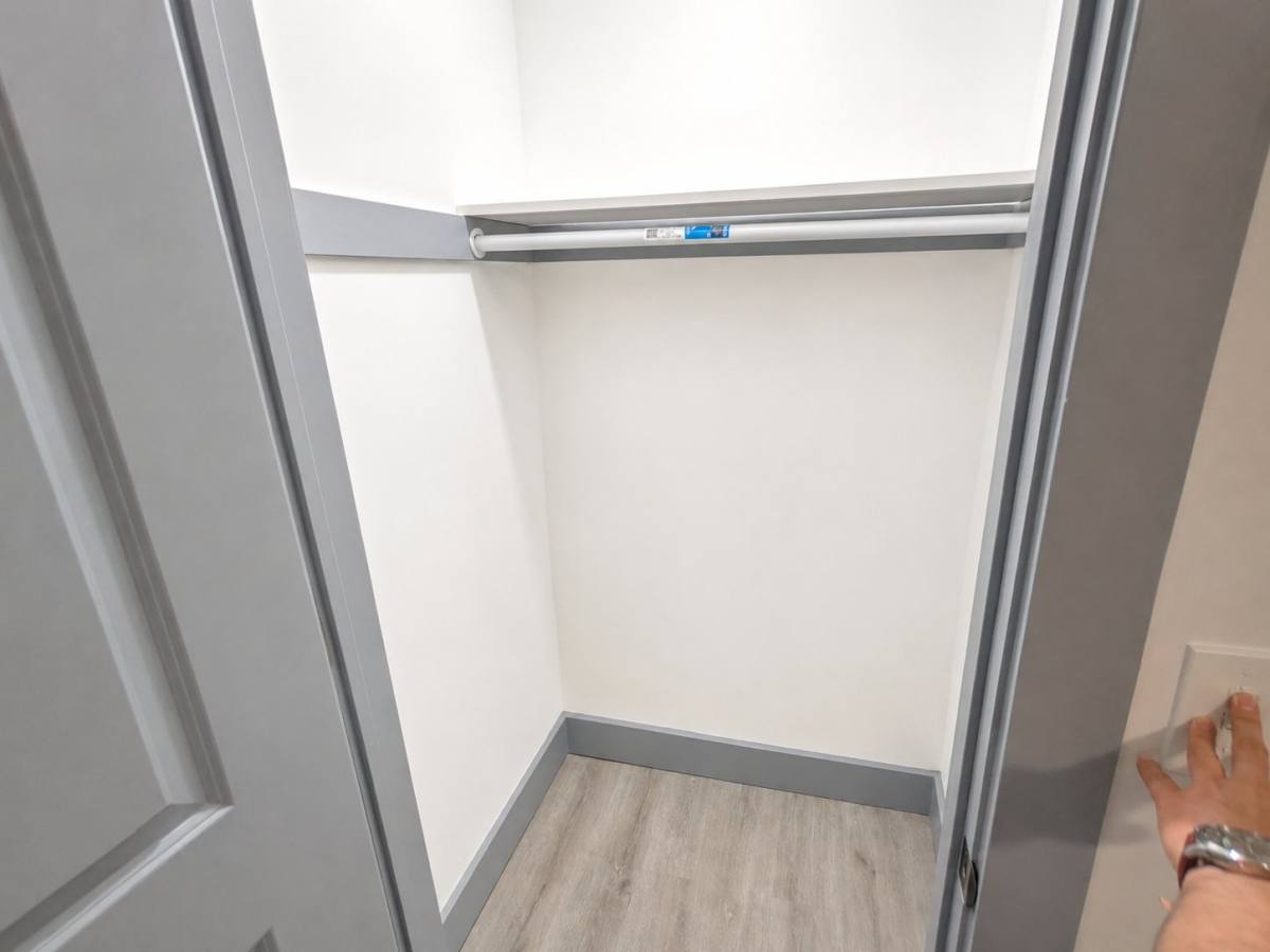 Apartment for rent at 655 S 11th St #2, Newark, NJ 07103