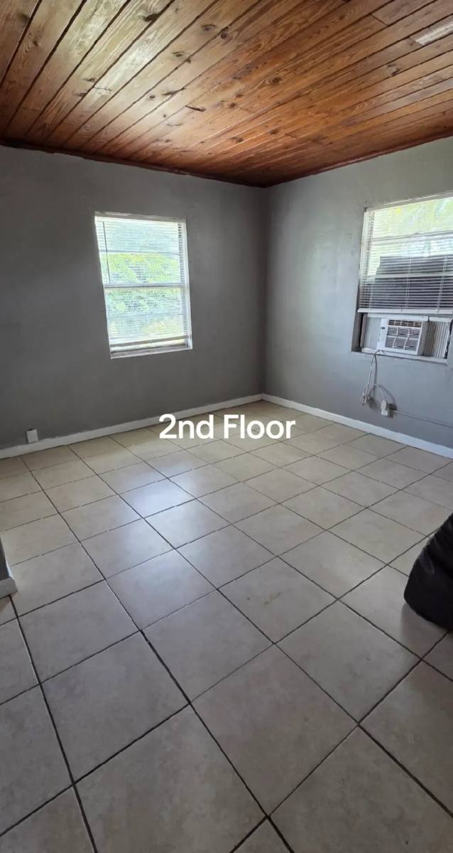 Apartment for rent at 1232 W 35th St, West Palm Beach, FL 33404