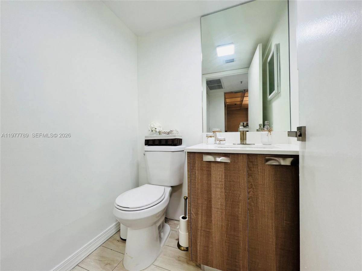 Condo for rent at 540 Brickell Key Dr #202, Miami, FL 33131