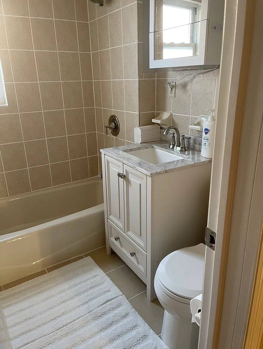 Apartment for rent at 1660 Hering Ave #2, Bronx, NY 10461