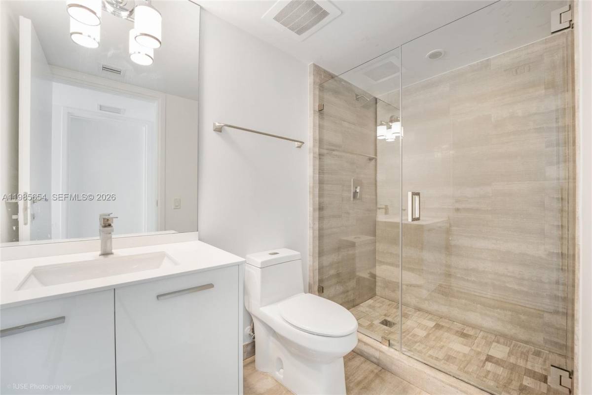 Condo for rent at 1300 Brickell Bay Dr #1803, Miami, FL 33131