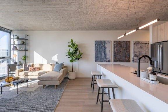 Apartment for rent at 170 N Morgan St, Chicago, IL 60607