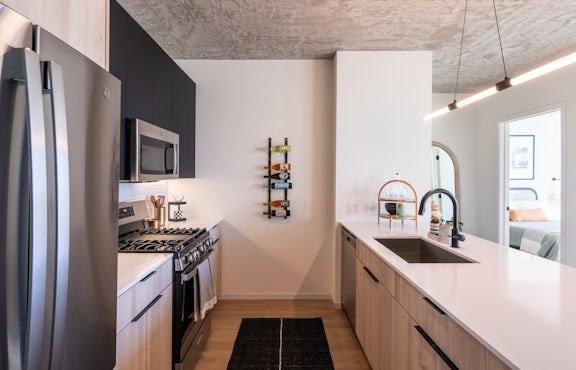 Apartment for rent at 170 N Morgan St, Chicago, IL 60607