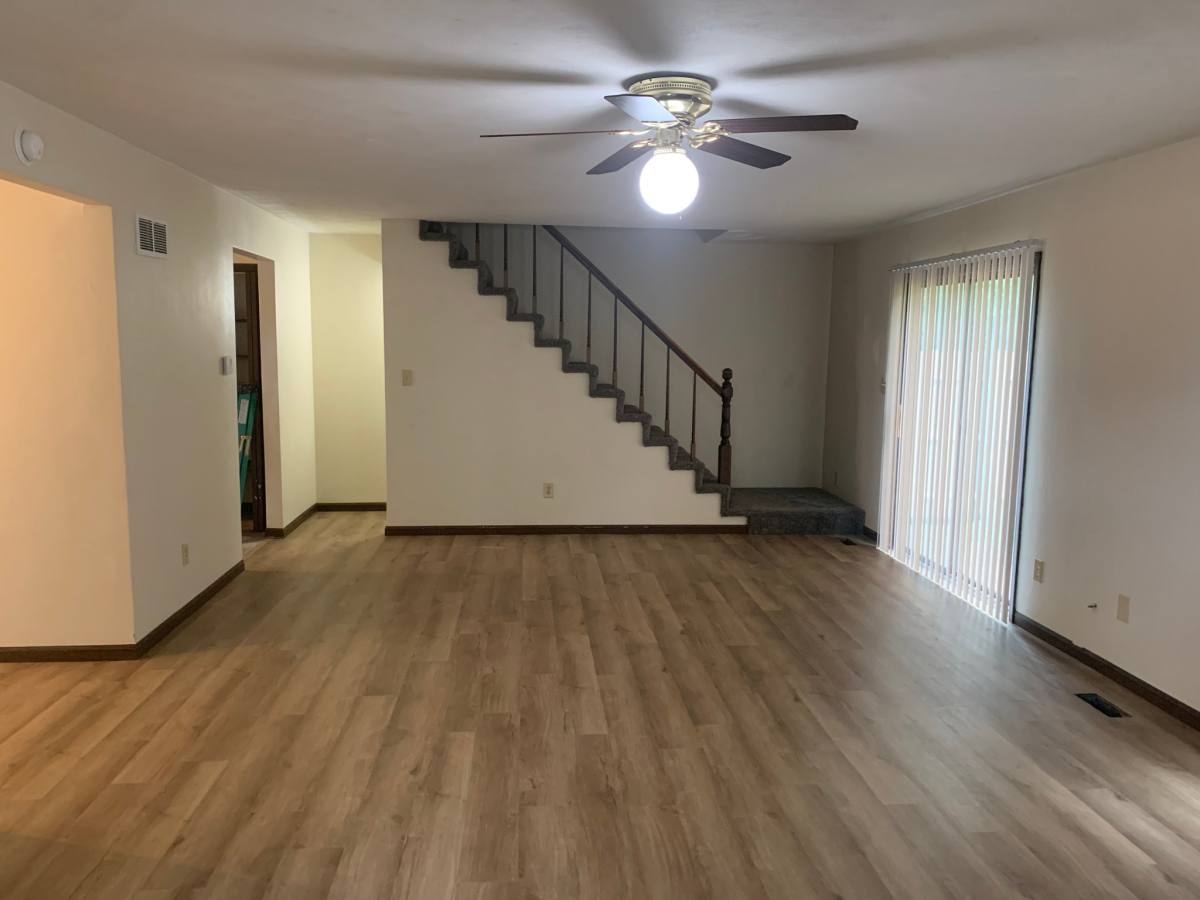 Apartment for rent at 2211 Weathered Rock Rd #B, Jefferson City, MO 65101