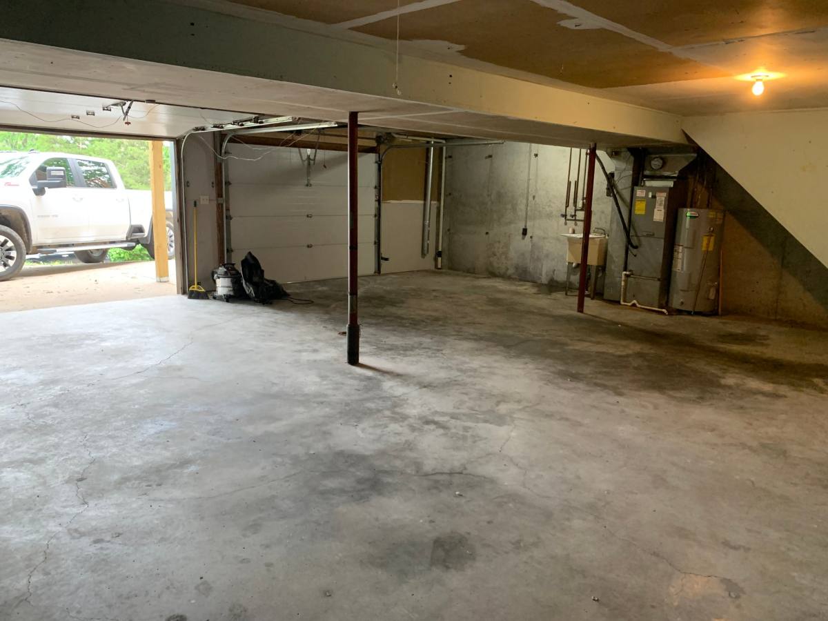 Apartment for rent at 2211 Weathered Rock Rd #B, Jefferson City, MO 65101