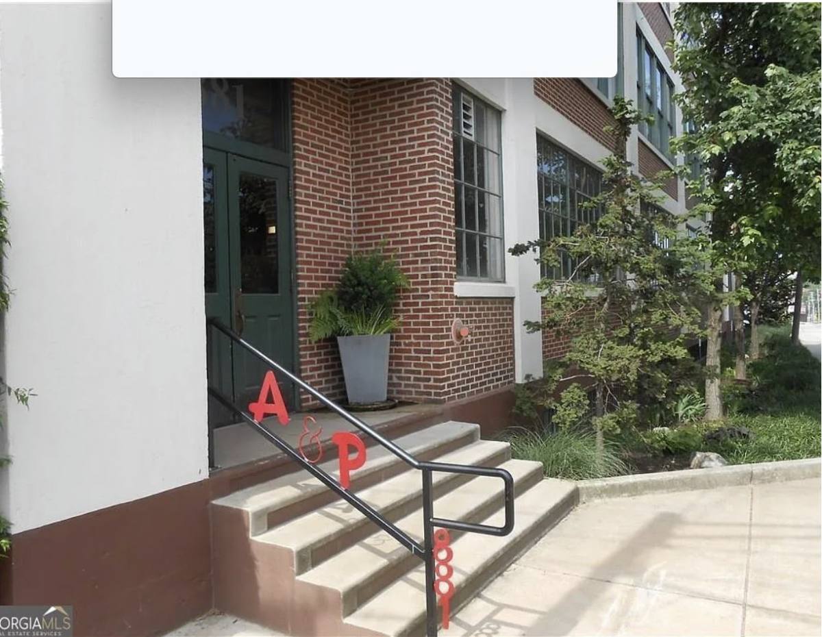 Apartment for rent at 881 Memorial Dr SE #204, Atlanta, GA 30316