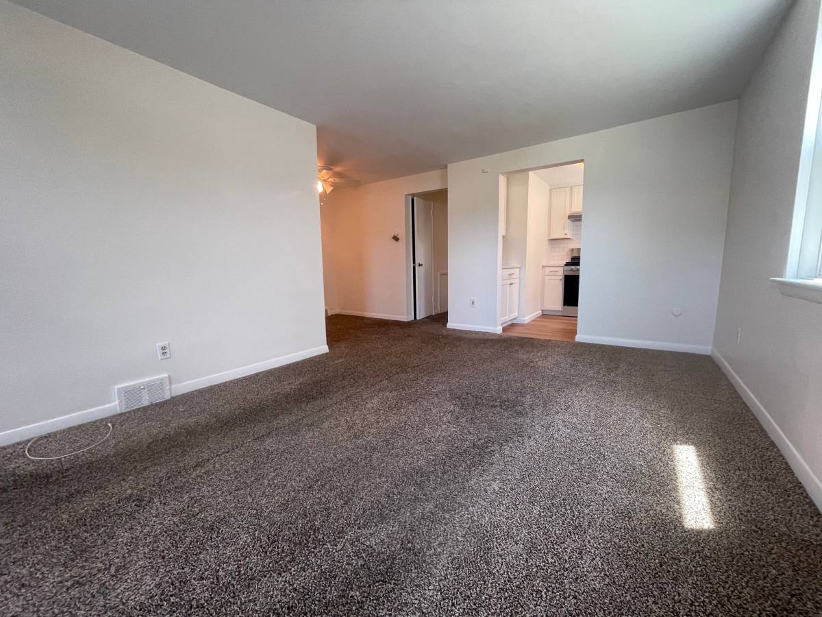 Apartment for rent at 11 S Manor Rd #A, Broomall, PA 19008