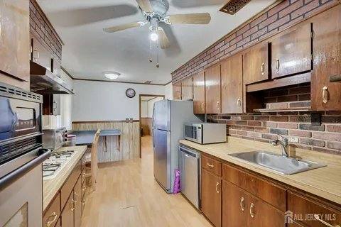 House for rent at 9 Haines Ave, Piscataway, NJ 08854
