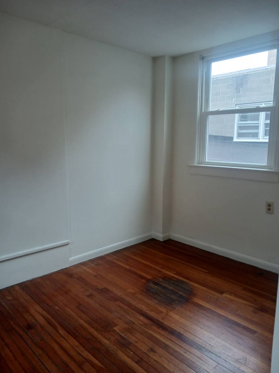 Apartment for rent at 17 N 4th St #17, Columbia, PA 17512