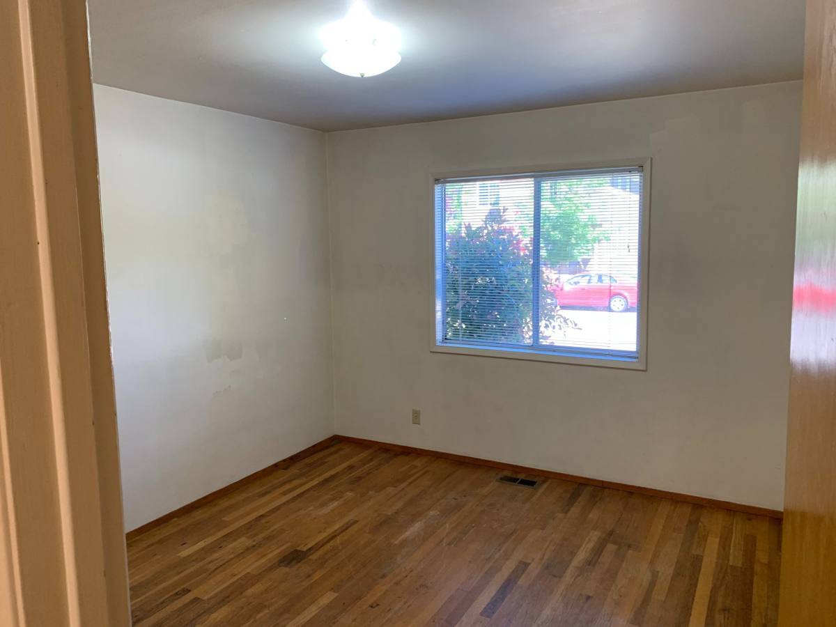 Apartment for rent at 420-422 NW 8th St #4, Corvallis, OR 97330