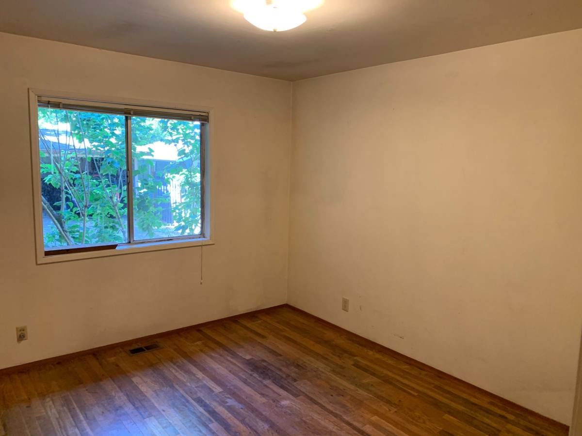 Apartment for rent at 420-422 NW 8th St #4, Corvallis, OR 97330